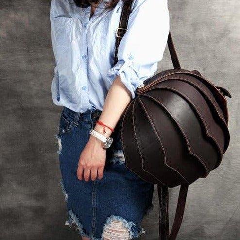 Pangolin Vintage Leather Backpack for Men - 图片 4